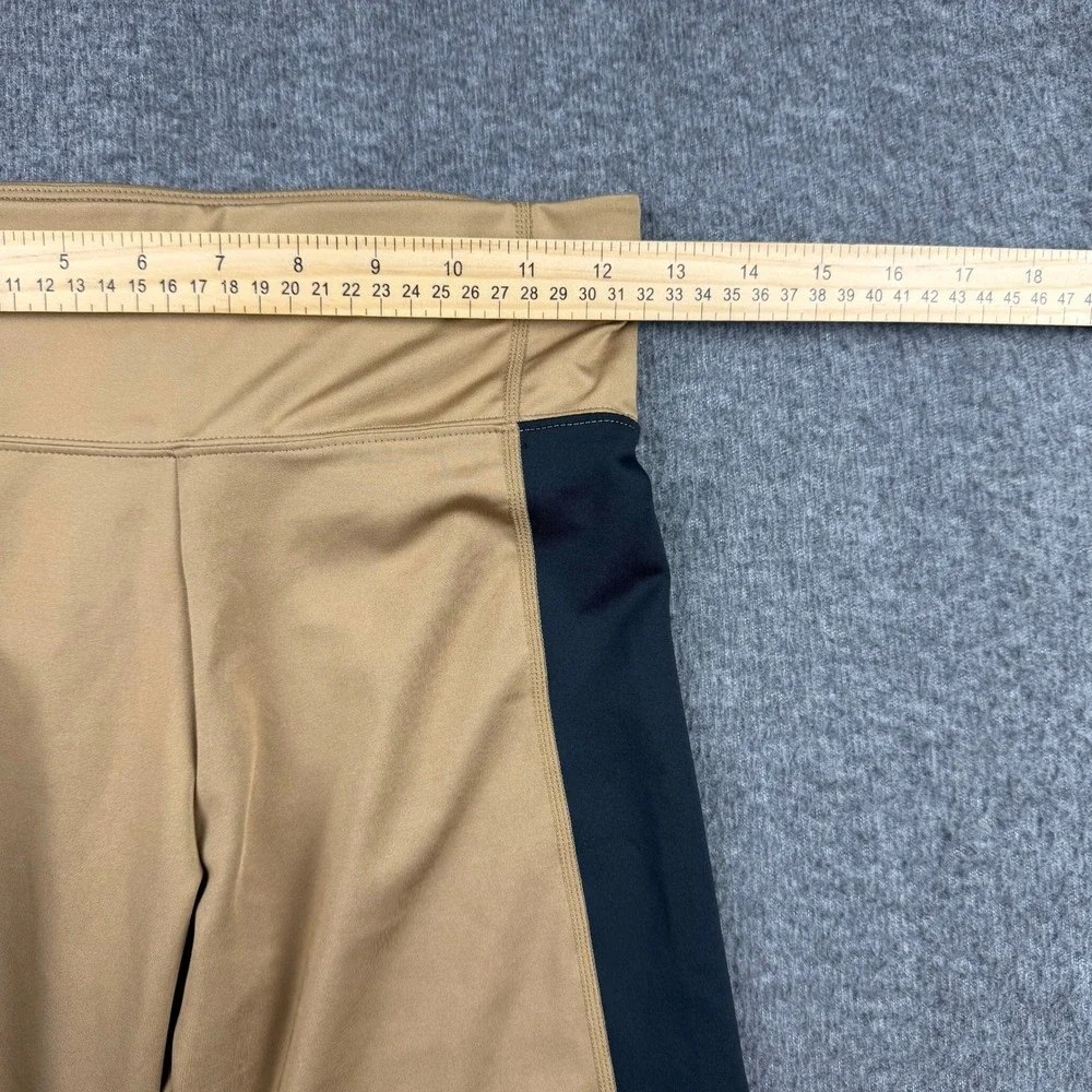 Nike Dri-FIT Womens Biker Shorts Tan Black High Waist Zip Pocket Small 202201190